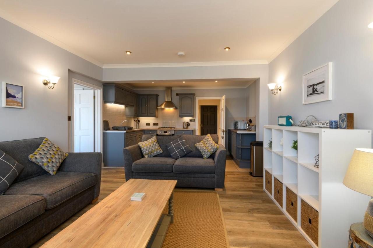 Beachcombers Apartments New Quay Exterior foto