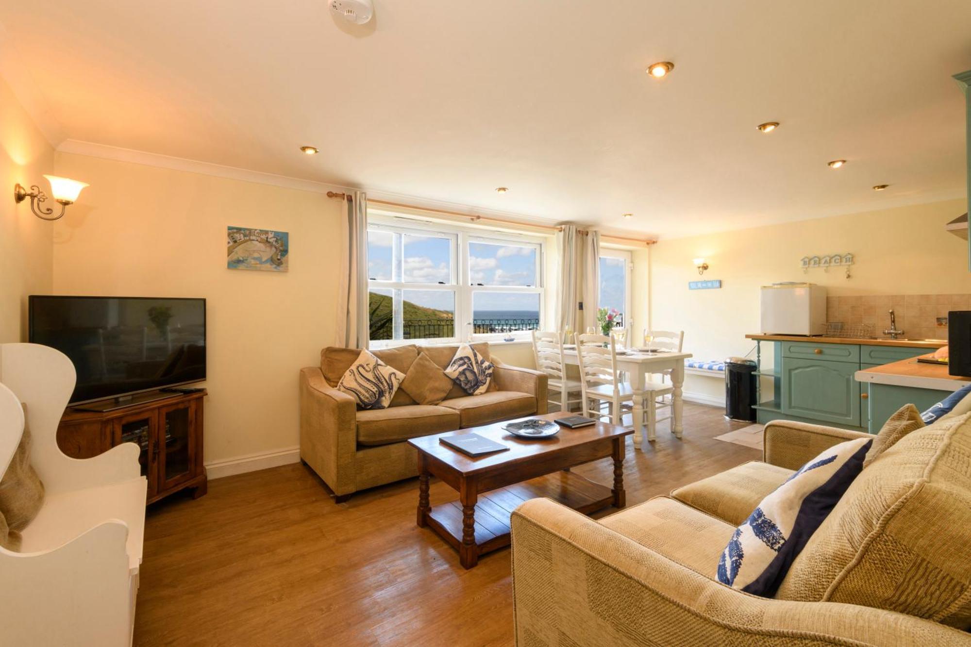 Beachcombers Apartments New Quay Exterior foto