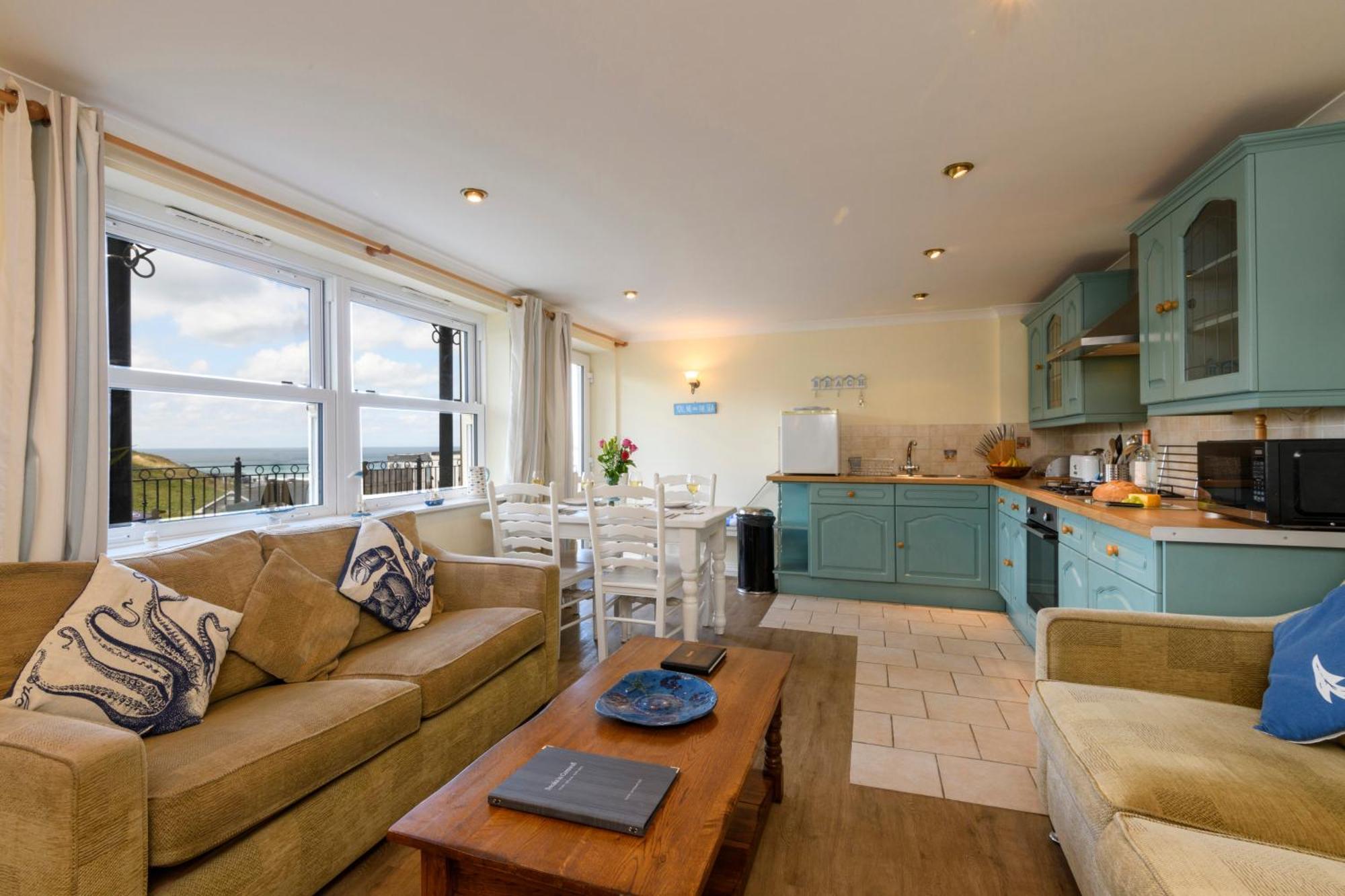 Beachcombers Apartments New Quay Exterior foto