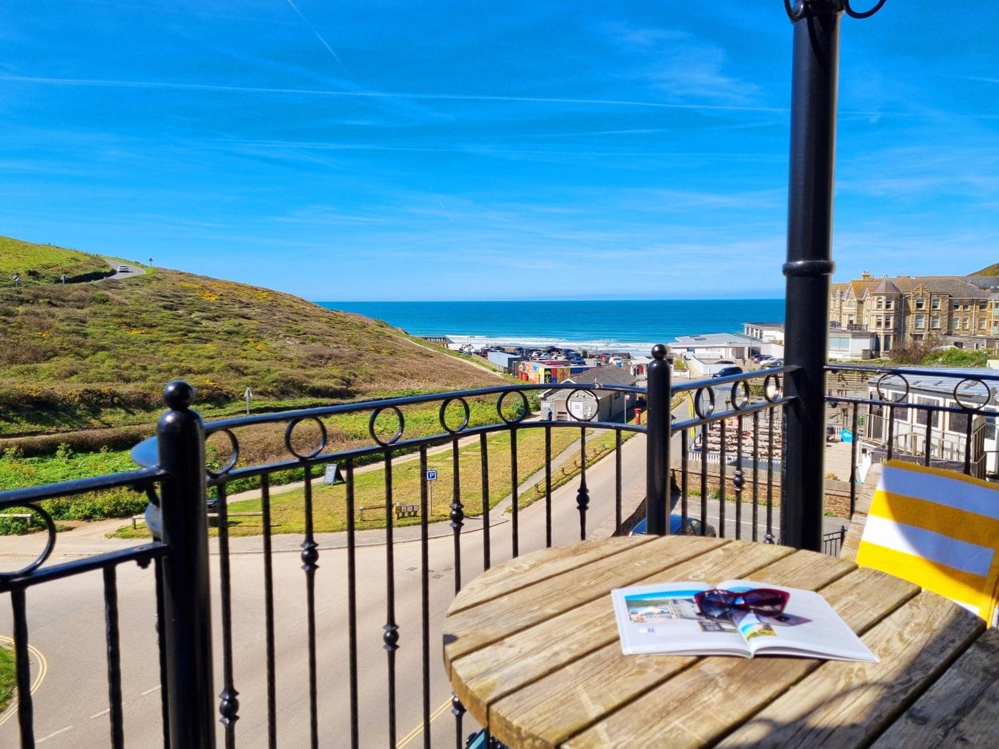 Beachcombers Apartments New Quay Exterior foto